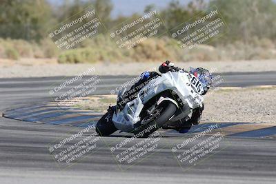 media/Nov-01-2025-CVMA (Sat) [[fc0f7531b8]]/Race 4-500-400-350 Supersport/